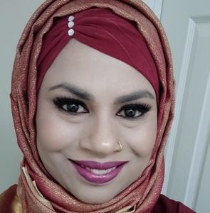 Meet your Posher, Nasreen